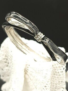Vintage Black Bow Enamel & Rhinestone Silver Tone Bracelet